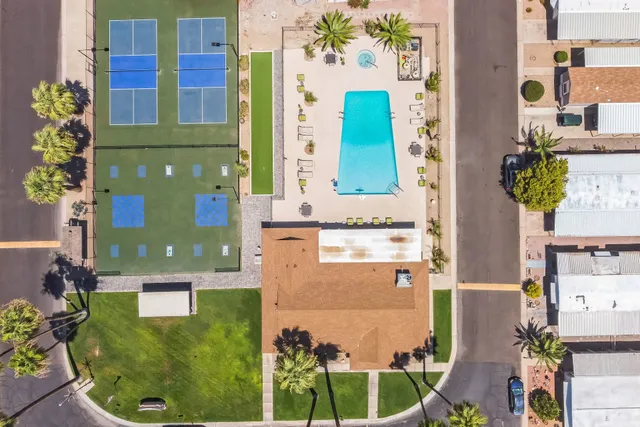 Jadestone On Olive, 55+ Lifestyle Manufactured Home Community