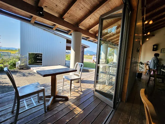 カフェとカバン