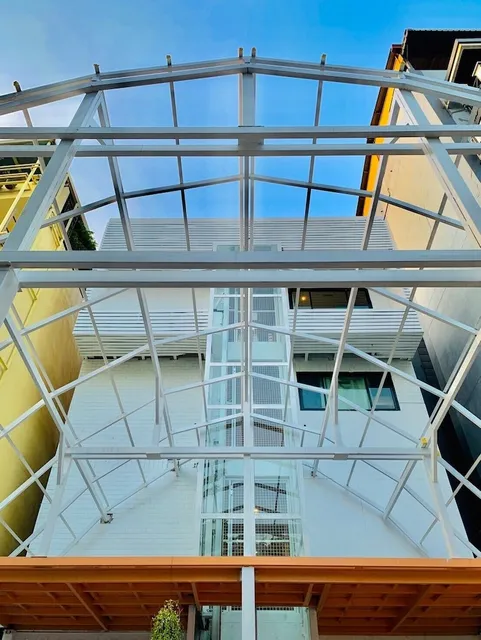 Easy Sunday Khaosan Bangkok