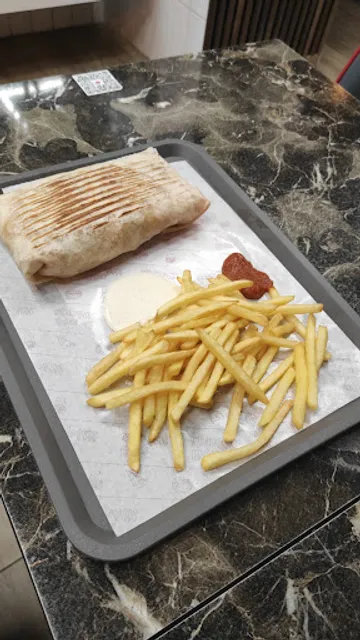 Pacha Tacos Pizza Bron