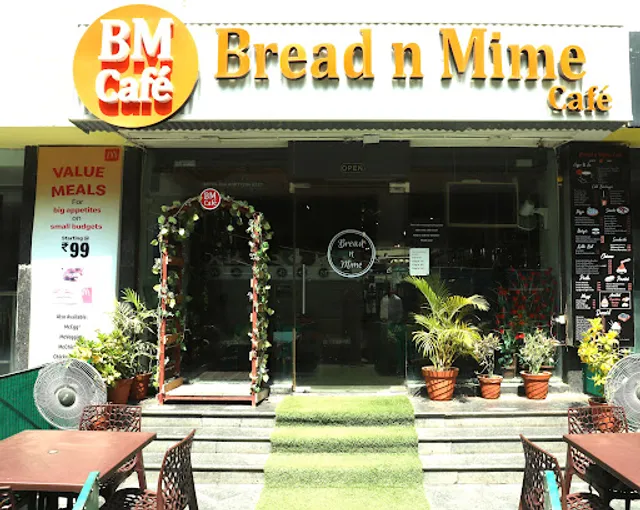 Bread n Mime Café