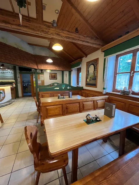 Buschenschank & Autofelgenpflege Safner