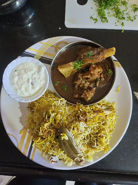 "BIRYANI DAYS" NAGPUR (CLOUD KITCHEN)