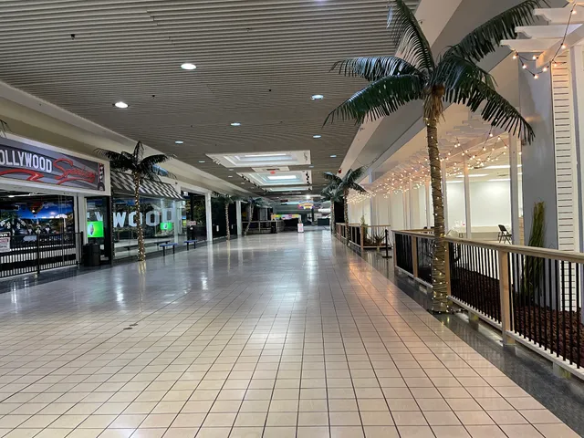 Camp Landing Entertainment District