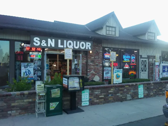 S&N Liquor
