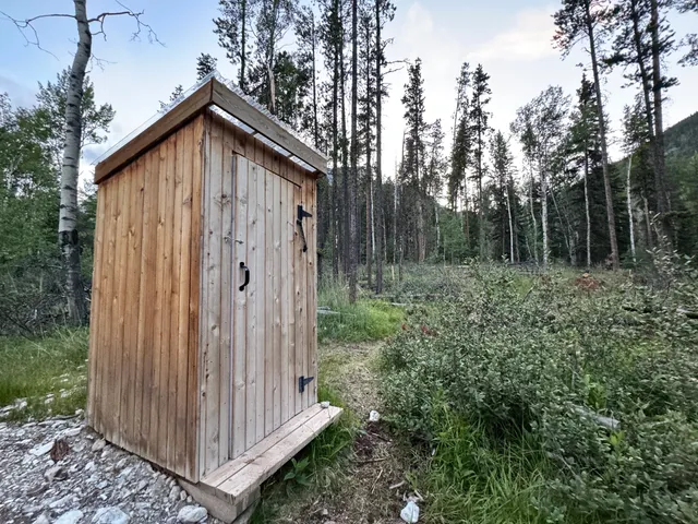 Aylmer Pass Junction Campground