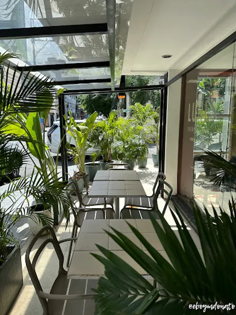 Lunes Everyday Dining