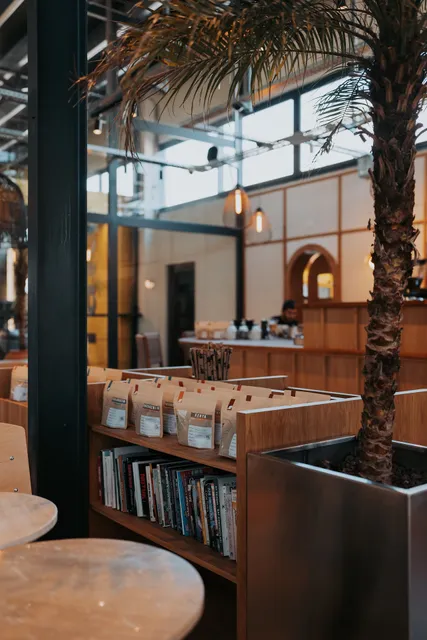 The Beaver Coffee Shop 4X4