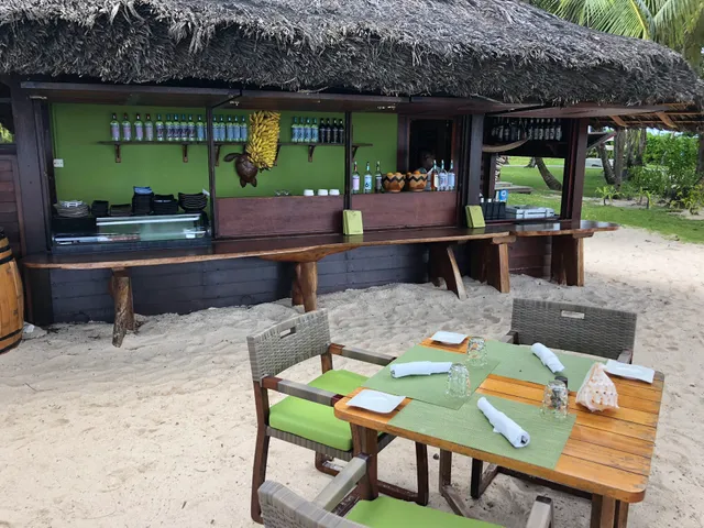 Takamaka Beach Bar