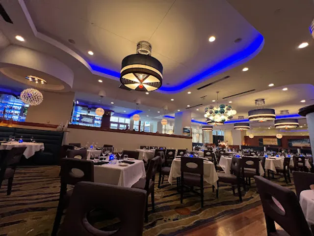 The Oceanaire Seafood Room