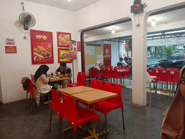 Ayam Geprek Hara Chicken