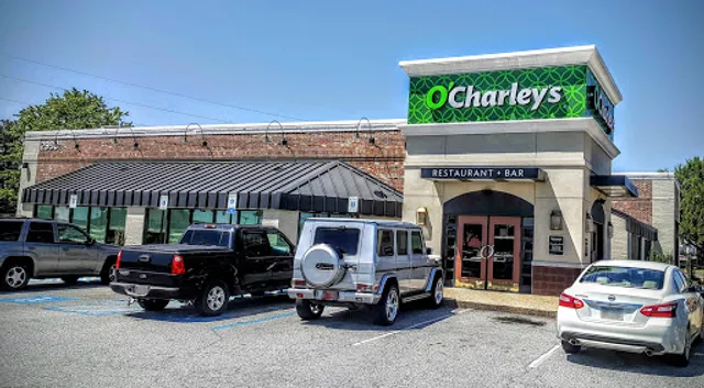 O'Charley's Restaurant & Bar