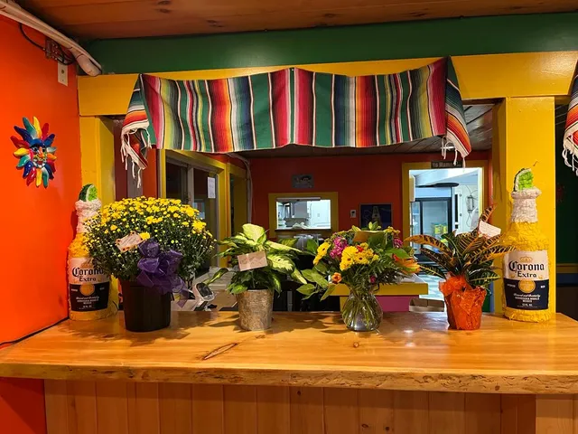 La Familia Mexican Bar and Grill