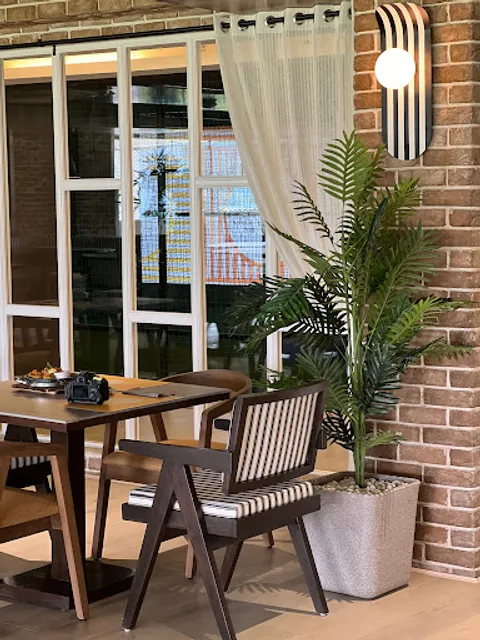 Parkside at The Green Park