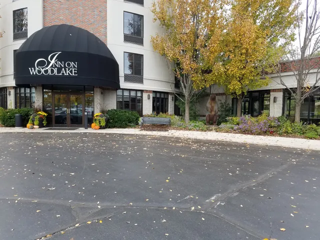 The Shops At Woodlake Kohler