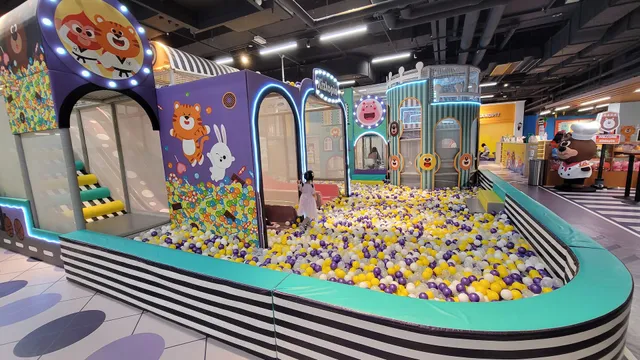 Kiztopia New Town Plaza