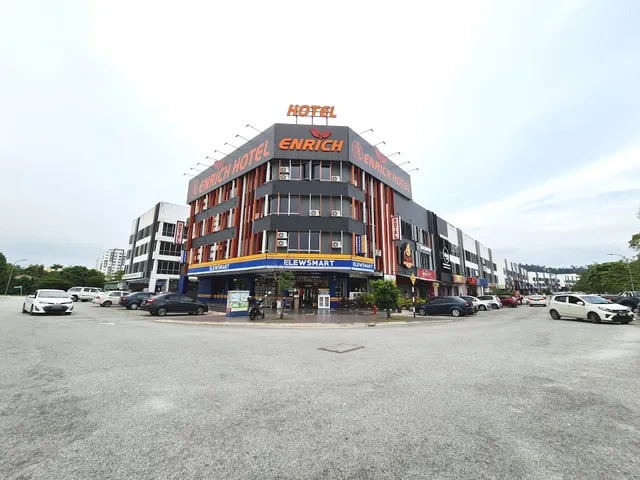 Enrich Hotel Setia Alam