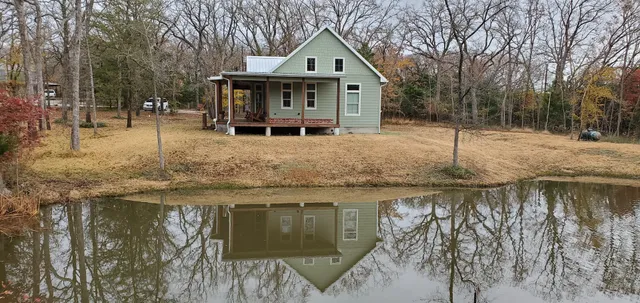 Cabins on Bearpen Creek