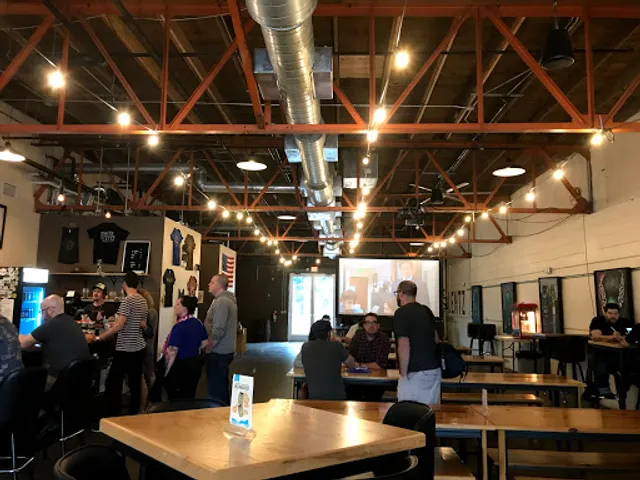 Smith & Lentz Brewing and Pizza