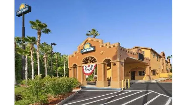 Days Inn by Wyndham Orange Park/Jacksonville