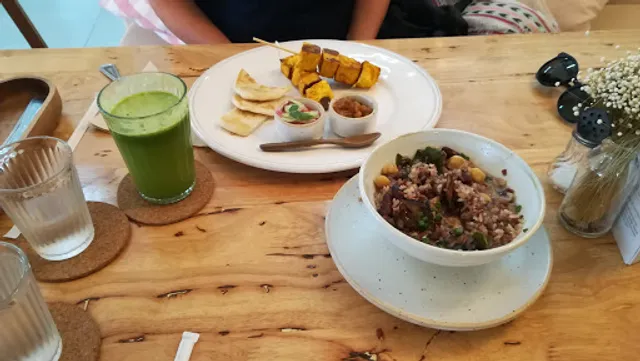 Hua Hin Vegan Cafe & Wine