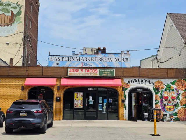 Viva La Vida Imports