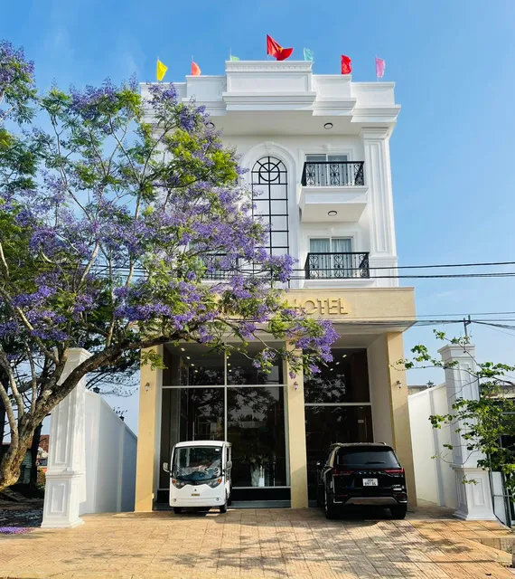 Aurora Hotel Măng Đen