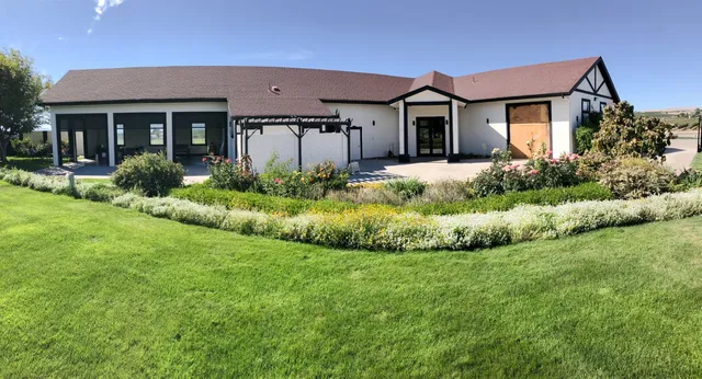 Sheridan Vineyard, The Garden