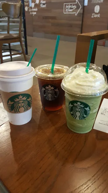 Starbucks - Taman Molek