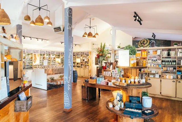 The House of Honey & The Sticky Spoon Cafe