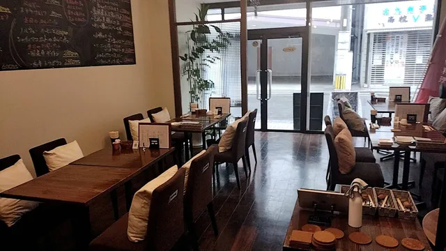 タヴェルナ＆ワイン フィアマ