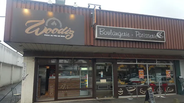 Woodiz Mériel ( Pizza au feu de bois )