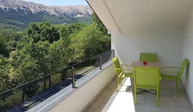 Apartments & Rooms Đordic