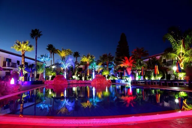 Loutsiana Deluxe Apartments Ξενοδοχείο