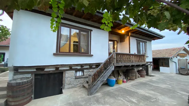 Babinata Kashta-Srebarna