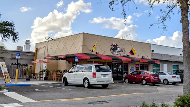 El Mayoral Kendall Dr