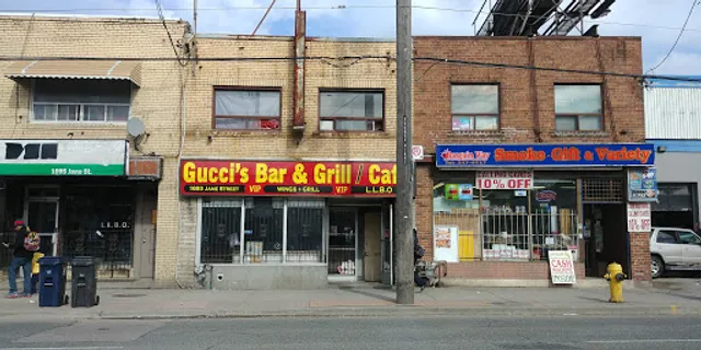 Gucci's Bar & Grill