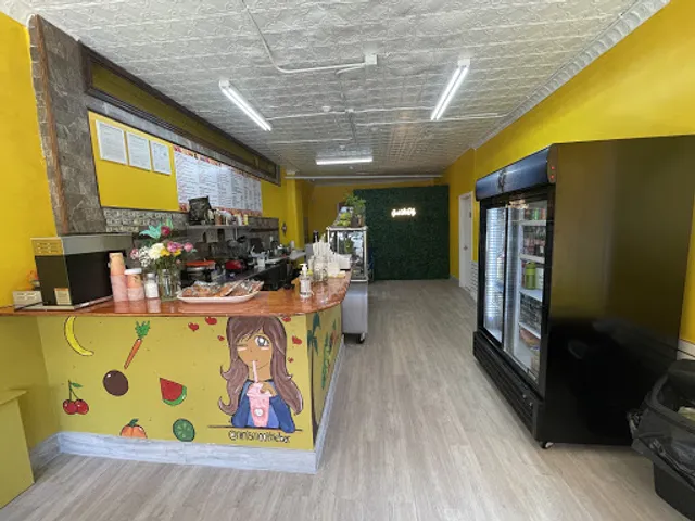 Nini's Smoothie Bar