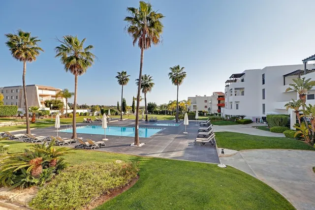 Palm Village Apartamentos