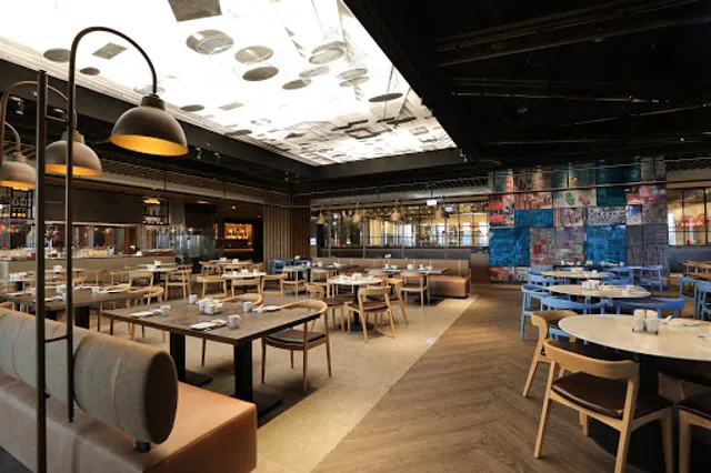 KING CHUI HONG KONG CAFÉ