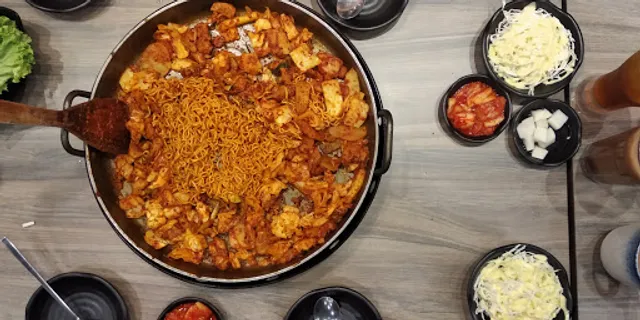 Chicken Plus and Mr Dakgalbi