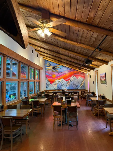 Upriver Grill & Taproom