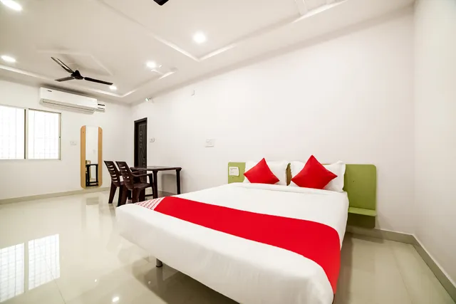 SPOT ON Raghavandra Lodge