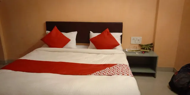 OYO Flagship 37830 Hotel Aakar International