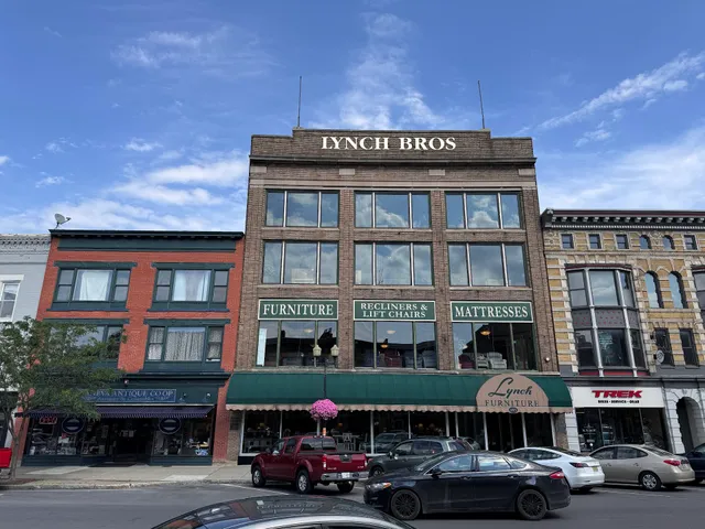 Lynch Furniture Co Inc