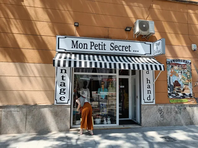 Mon Petit Secret… vintage