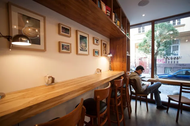 Chucky's Coffee House