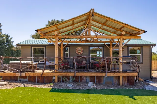 Birdsong Backcountry Retreat