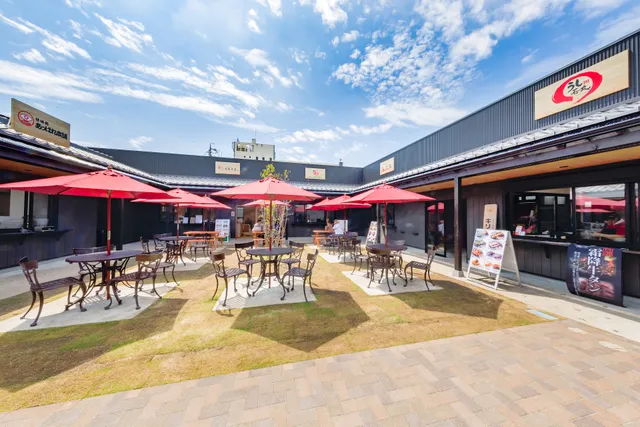 Inuyama honmaru Square