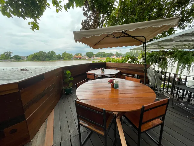 Grand Chaopraya riverside